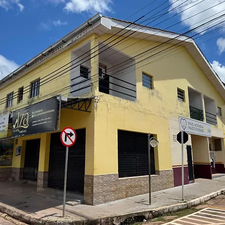 Residencial Margarida Apart 5 Presidente Figueiredo Exterior photo